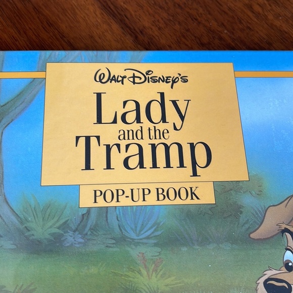 VINTAGE 90S UNOPENED DISNEY'S LADY & THE TRAMP POP UP BOOK - Picture 2 of 10